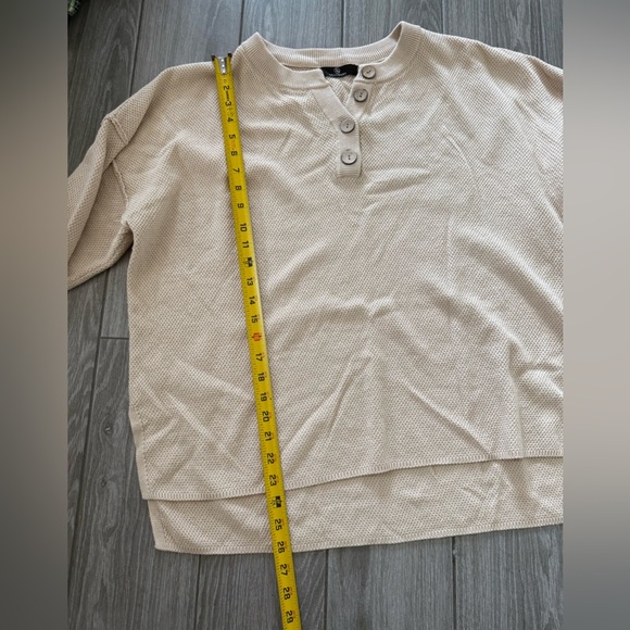 Lillusory|Tan neutral waffle knit sweatshirt with button details,Size XL•••Boho - Picture 12 of 12